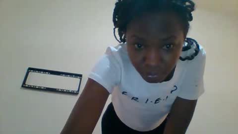 sweett_kimmie online show from April 5, 2026, 5:37 am