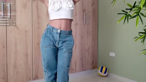    online show from February 18, 2025, 11:08 pm