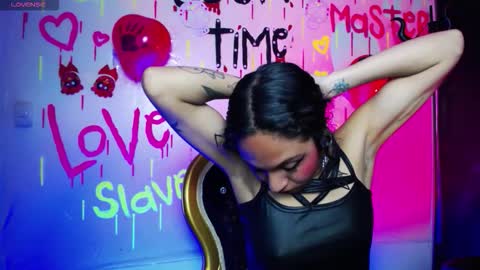 Snapshot of sweett_pleasure chatting on October 15, 2025, 1:33 pm Sweett pleasure online show from October 15, 2025, 1:33 pm