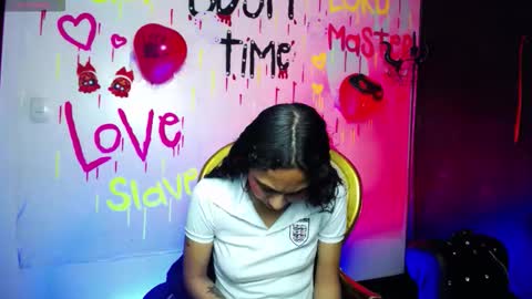 Snapshot of sweett_pleasure chatting on October 19, 2025, 1:56 pm Sweett pleasure online show from October 19, 2025, 1:56 pm