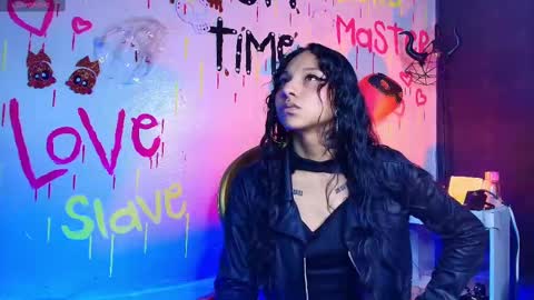 Snapshot of sweett_pleasure chatting on November 17, 2025, 2:01 pm Sweett pleasure online show from November 17, 2025, 2:01 pm