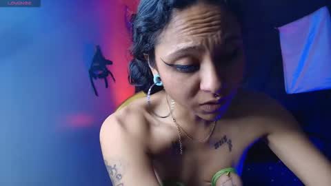 Snapshot of sweett_pleasure chatting on December 2, 2025, 6:36 pm Sweett pleasure online show from December 2, 2025, 6:36 pm