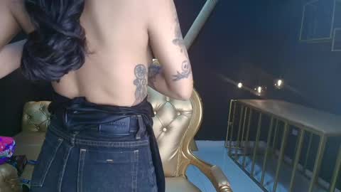 Sweett pleasure online show from May 20, 2026, 4:02 pm
