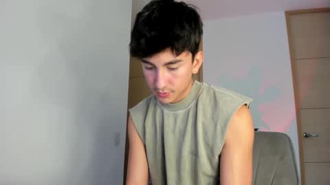 Andy  online show from October 6, 2025, 5:43 pm