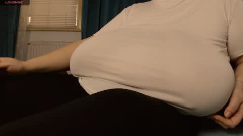 Maya online show from February 21, 2025, 2:48 pm