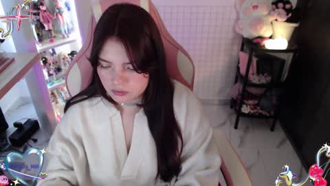 Pau online show from December 31, 2024, 9:17 pm