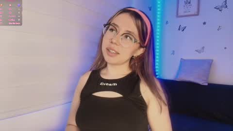 Snapshot of sweettvera_ chatting on September 26, 2025, 11:14 am Veronica Independent Model online show from September 26, 2025, 11:14 am