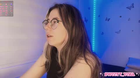 Snapshot of sweettvera_ chatting on October 24, 2025, 10:00 am Veronica Independent Model online show from October 24, 2025, 10:00 am