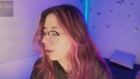 Snapshot of sweettvera_ chatting on November 15, 2025, 10:56 am Veronica Independent Model online show from November 15, 2025, 10:56 am