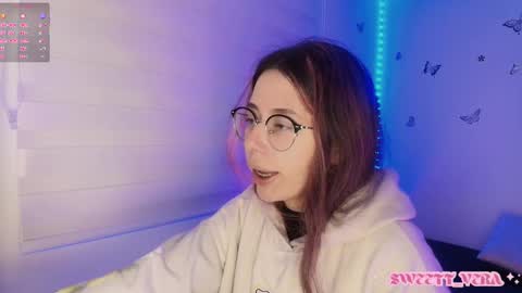 Snapshot of sweettvera_ chatting on November 16, 2025, 11:05 am Veronica Independent Model online show from November 16, 2025, 11:05 am