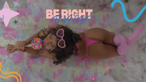 sweetviolet___ online show from March 23, 2026, 12:09 pm