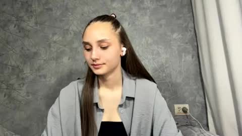 sweetvsexy online show from May 6, 2026, 10:37 pm