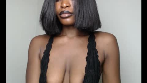 sweetxxboobsx online show from November 2, 2025, 5:37 pm