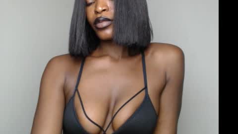 sweetxxboobsx online show from December 1, 2025, 9:20 pm