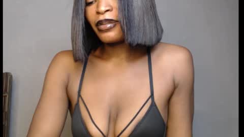 sweetxxboobsx online show from March 18, 2026, 8:28 am