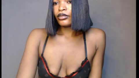 sweetxxboobsx online show from June 2, 2026, 8:38 am
