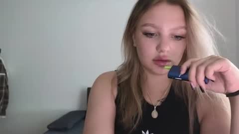 Snapshot of sweety_bettyyy chatting on August 3, 2026, 11:05 am Betty online show from August 3, 2026, 11:05 am