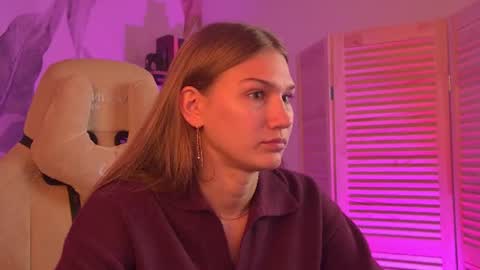 Snapshot of sweety_emilya chatting on July 19, 2026, 8:07 am Emily online show from July 19, 2026, 8:07 am