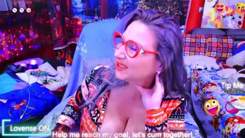 Lisa online show from December 14, 2024, 3:47 pm