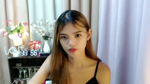Snapshot of sweetytrannygirlxx chatting on December 18, 2025, 3:56 am Megan online show from December 18, 2025, 3:56 am