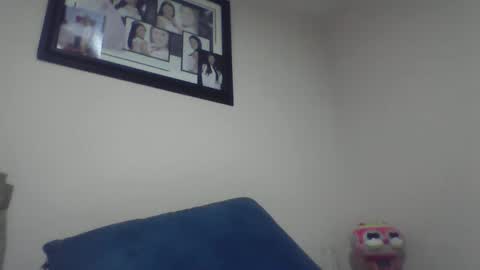sweetyypeach online show from December 6, 2024, 6:59 am