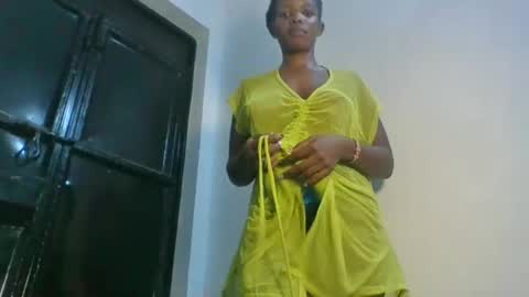 sweetz_candice online show from September 17, 2025, 2:52 pm
