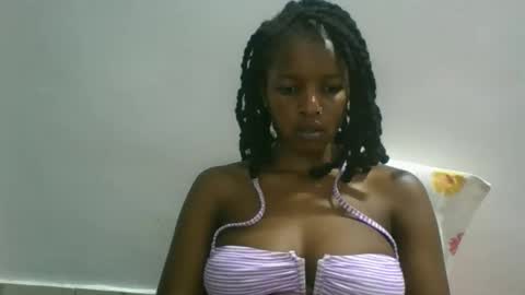 sweetz_candice online show from October 17, 2025, 11:18 pm