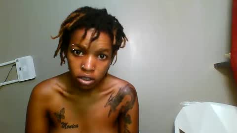 Snapshot of sweetz_candice chatting on June 7, 2026, 5:06 pm sweetz_candice online show from June 7, 2026, 5:06 pm