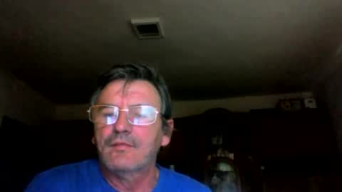 Snapshot of swergiu333 chatting on May 7, 2026, 4:51 am Raymond online show from May 7, 2026, 4:51 am