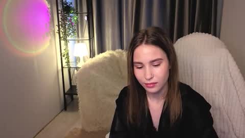 Milana online show from October 12, 2025, 5:39 am