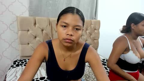 swett_mila_ online show from November 9, 2025, 11:52 am