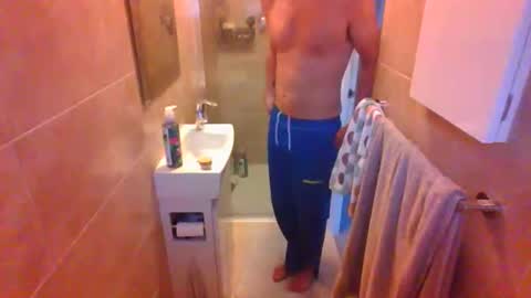 Snapshot of swimfit49 chatting on November 7, 2025, 3:45 pm swimfit49 online show from November 7, 2025, 3:45 pm