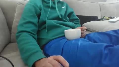 Snapshot of swimfit49 chatting on November 17, 2025, 12:00 pm swimfit49 online show from November 17, 2025, 12:00 pm