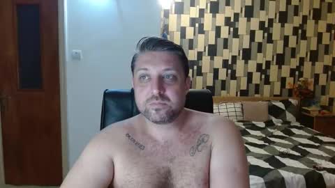 Johnny and Annabelle online show from October 14, 2025, 3:57 pm