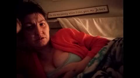 swollenclitneedsdad online show from December 17, 2025, 3:01 am