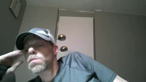 Snapshot of swontguy2025 chatting on February 26, 2025, 6:15 am swontguy2025 online show from February 26, 2025, 6:15 am