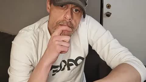 Snapshot of swontguy2025 chatting on March 6, 2025, 7:03 am swontguy2025 online show from March 6, 2025, 7:03 am