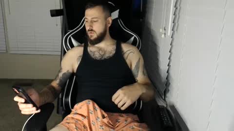 swoozy_ online show from September 17, 2025, 1:29 am