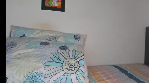 Lilly  online show from January 3, 2025, 11:01 pm