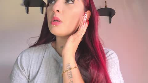 Lilly  online show from January 18, 2025, 9:02 pm