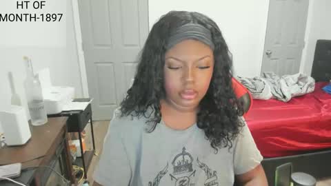 sxamleuy online show from November 14, 2025, 8:57 am