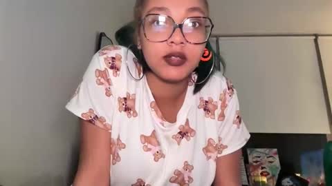 SxckADelilah online show from November 6, 2025, 5:41 am