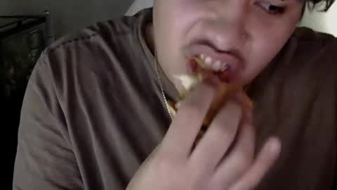 Snapshot of sxrrylol chatting on January 17, 2026, 5:27 pm sxrrylol online show from January 17, 2026, 5:27 pm