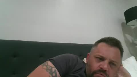 sxylegsturnmeon online show from February 4, 2025, 10:55 pm