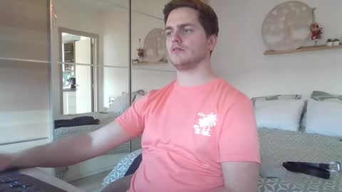 Snapshot of syl092 chatting on March 2, 2025, 2:32 pm syl092 online show from March 2, 2025, 2:32 pm