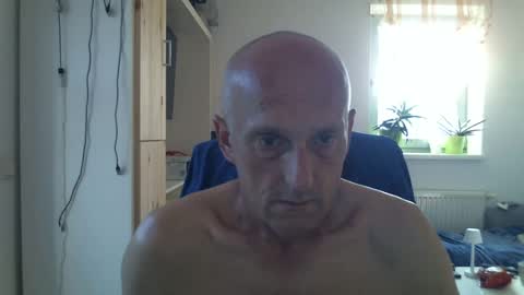 sylverstart92 online show from June 27, 2026, 5:45 am