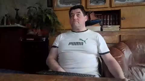 sympa_trique online show from February 15, 2025, 4:34 pm