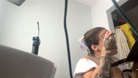 synnful272099 online show from December 2, 2025, 2:56 pm