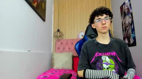 Syriussz online show from February 19, 2026, 7:32 pm