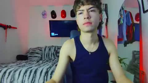 Snapshot of t0n3r chatting on October 21, 2025, 1:39 am TONER online show from October 21, 2025, 1:39 am